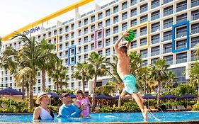 Centara Mirage Beach Resort Dubai